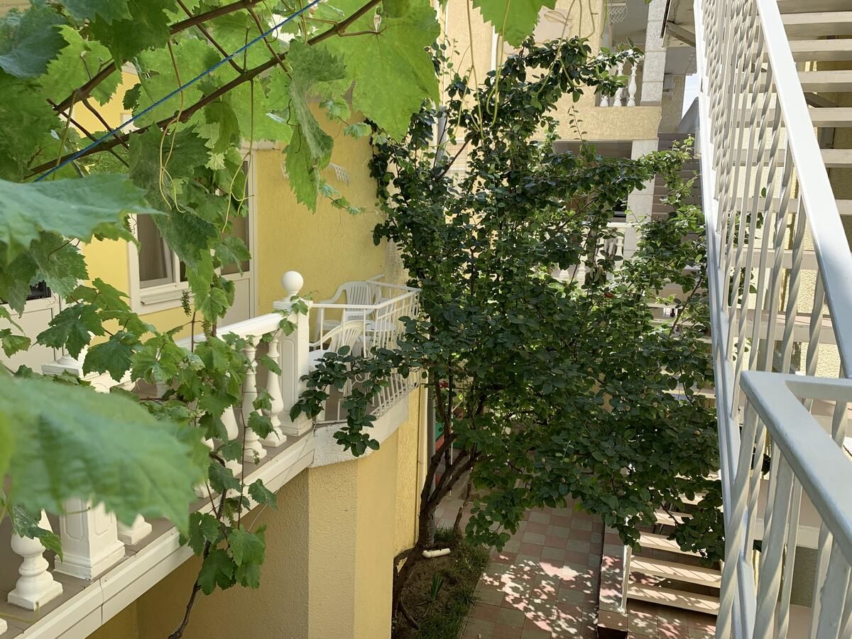 Мини-отель Hotel Lev Затока-15
