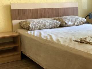 Мини-отель Hotel Lev Затока Двухместный номер с 1 кроватью или 2 отдельными кроватями и балконом-5