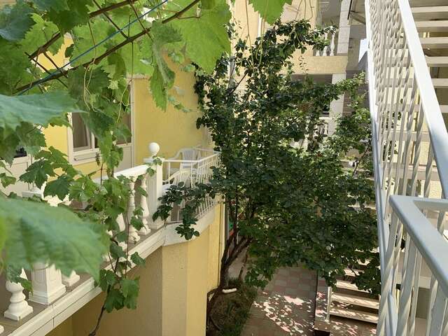 Мини-отель Hotel Lev Затока-14