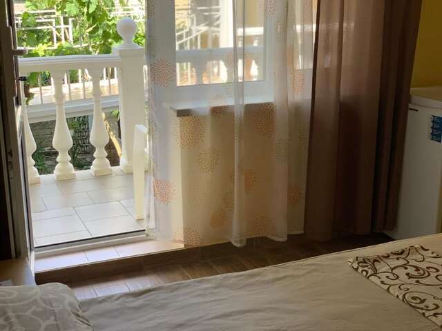 Мини-отель Hotel Lev Затока-51