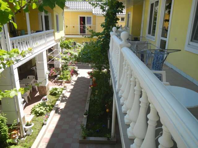 Мини-отель Hotel Lev Затока-9